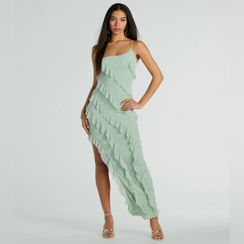 Jaymie One-Shoulder Ruffle Slit Formal Dress